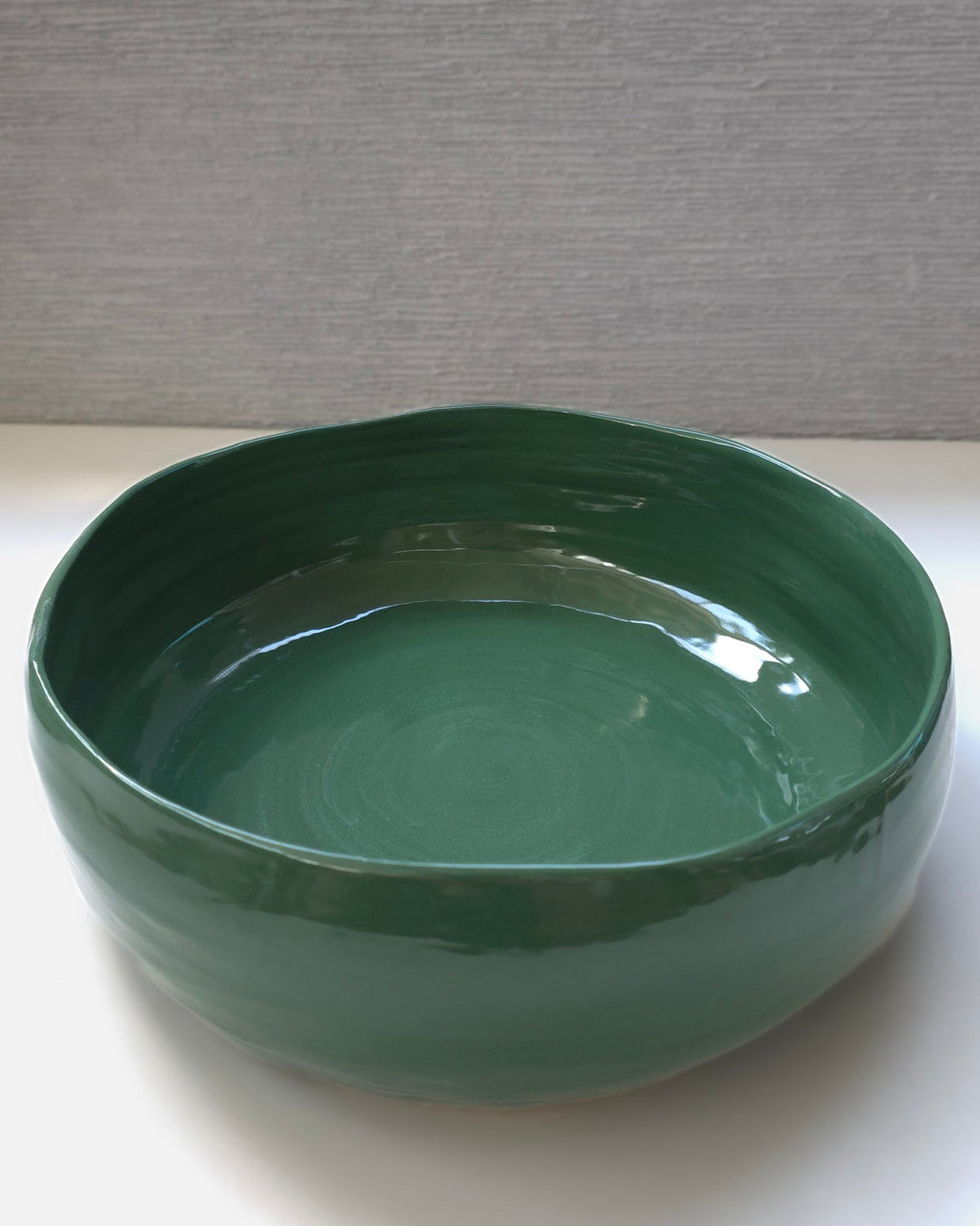 round green serving platter - medium