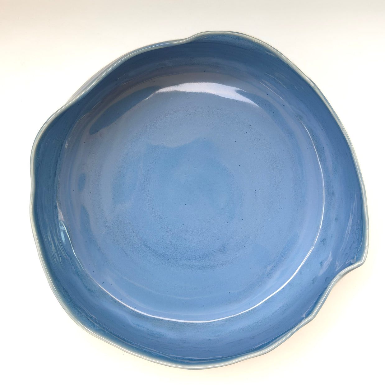 round blue serving platter - medium